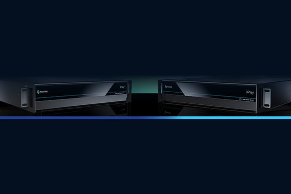 Two 3Play replay system chassis, manufacturer product imagery