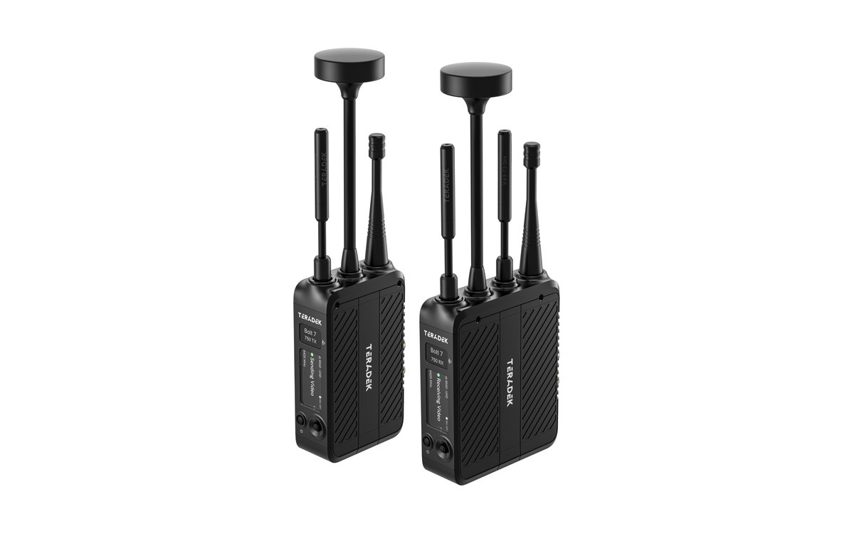 A Teradek Bolt 7 750 transmitter and receiver, each with four antennas